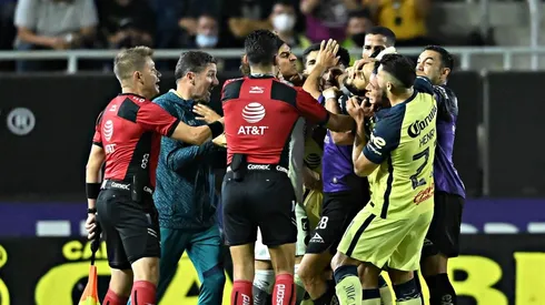 Pérez Durán tuvo un cierre de juego polémico en América vs Mazatlán.