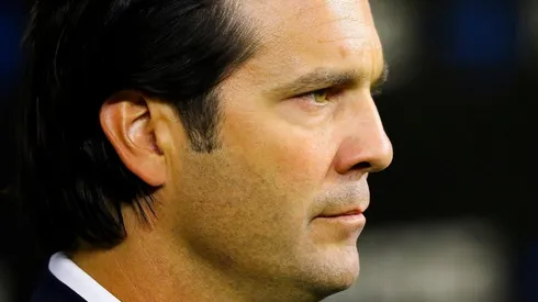 Santiago Solari, con la presión de obtener un triunfo con el América en el Estadio Azteca.