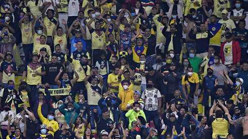 Los aficionados pidieron la salida de Solari.