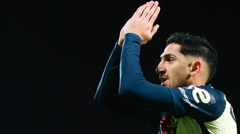 Diego Valdés se estrenó con América frente a Santos.