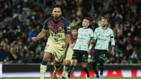 Bruno Valdez festejo tras su gol de penal en el Santos vs América del Clausura 2022
