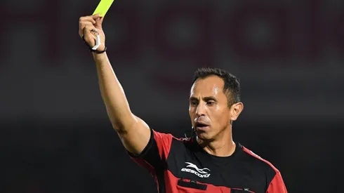 Luis Enrique Santander Aguirre, el juez del América vs. Santos Laguna.