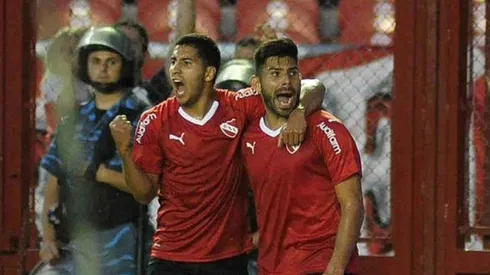 América se ilusiona con cobrar la deuda que tiene Independiente.