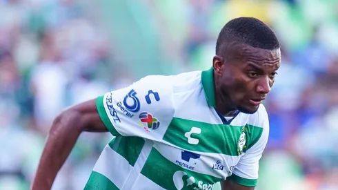 Juan Otero llegó en medio de murmullos a América.