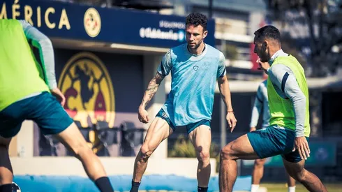Layún ya pudo entrenarse al parejo esta semana.