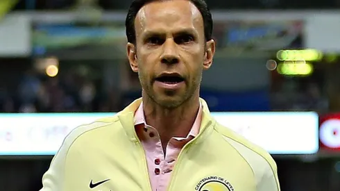 Zague se refirió a su frustrado pase a Europa.