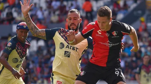 Emanuel Aguilera se refirió al cruce América vs. Atlas que va a disputar con la playera del elenco tapatío.
