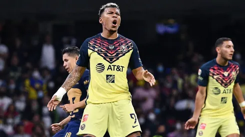 Roger Martínez está contemplado para seguir en América.