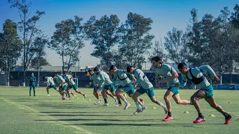 Sorpresa: captan a futbolista del América en transporte público