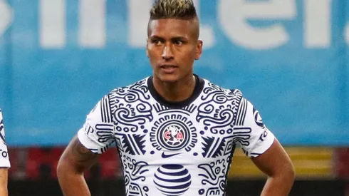 Pedro Aquino hizo fuerza para estar con Perú.