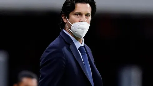 Solari tampoco se detiene.