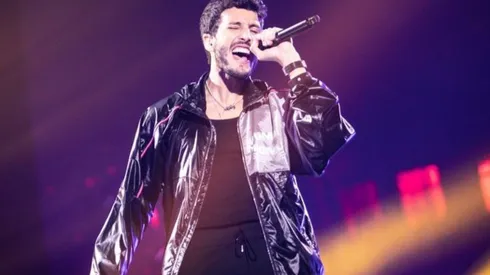 América recibió la visita de Sebastián Yatra.