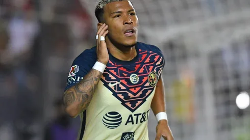 Puros rumores por Roger Martínez. Finalmente, se quedó en el América.