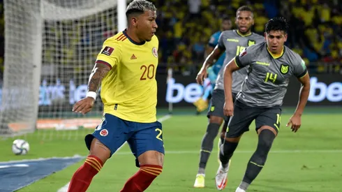Roger Martínez no pudo marcar diferencia ante Ecuador.
