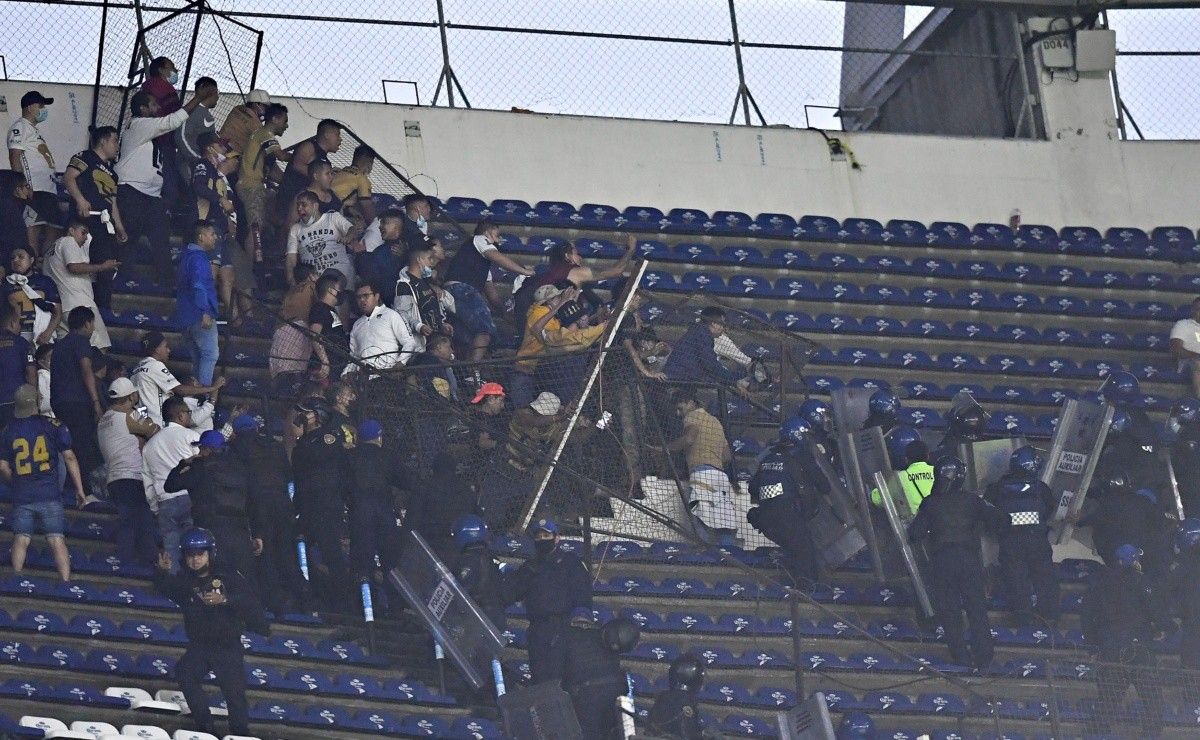 Aviso de veto de la Liga MX para el Estadio Azteca tras incidentes en ...