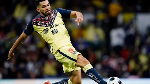 Henry Martín se expresó ante los titulares de los medios de lo que fue el Clásico Nacional.