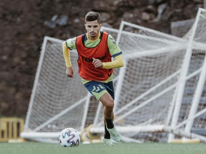 Por esto no llegaría Cedrés a América