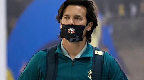 Santiago Solari invicto en sus cruces por los clásicos.