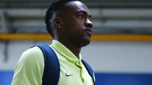 Renato Ibarra finalmente aceptó la opción de operarse de su lesión.