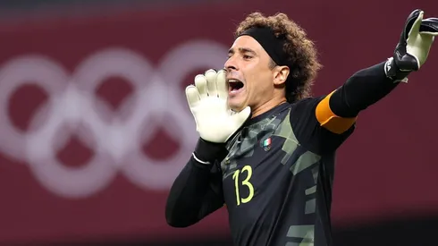 Guillermo Ochoa es uno de los líderes del grupo olímpico.