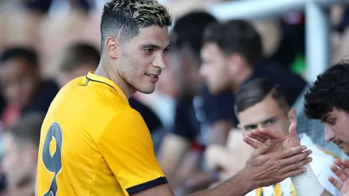 Raúl Jiménez volvió a jugar luego de casi ocho meses.