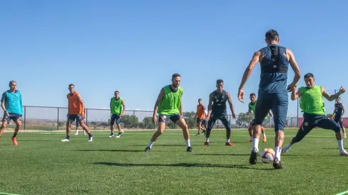 Es casi un hecho que Roger Martínez se queda en América.