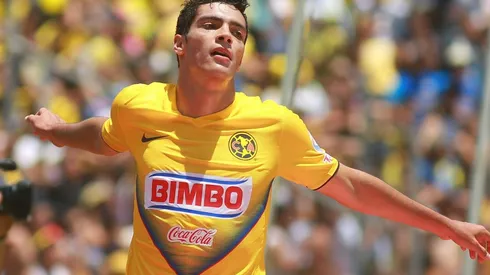 Raúl Jiménez mantiene presente al América.