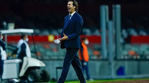 Solari se mostró muy molesto por como golpearon a sus jugadores.