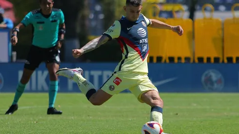Nicolás Benedetti podría reaparecer frente a Puebla.