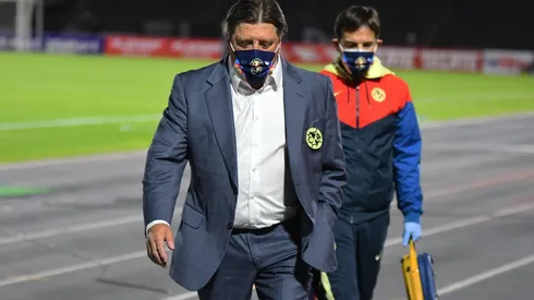 Herrera no se fue solo de América.