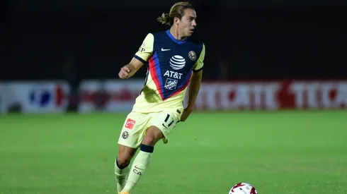 Los pocos titulares que se salvan del incendio