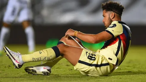 Bruno Valdez da a conocer su regreso al futbol.