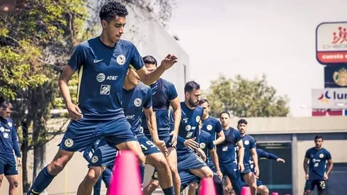 Paolo Ríos se sumó a los entrenamientos con América.