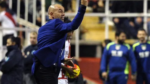 Jémez reconoció que estudiaría una oferta para entrenar al América a pesar de su simpatía por Cruz Azul