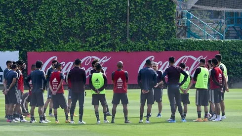 Los seleccionados regresan al América en buen estado físico.