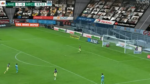 Video: Aldo Rocha regala el segundo gol al América.