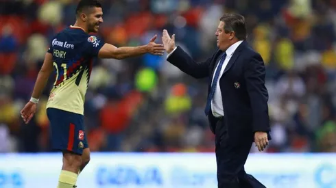 Henry Martin mantiene una buena relación con Herrera.