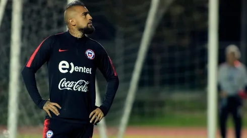 Arturo Vidal se encuentra en busca de equipo tras ser descartado por Barcelona