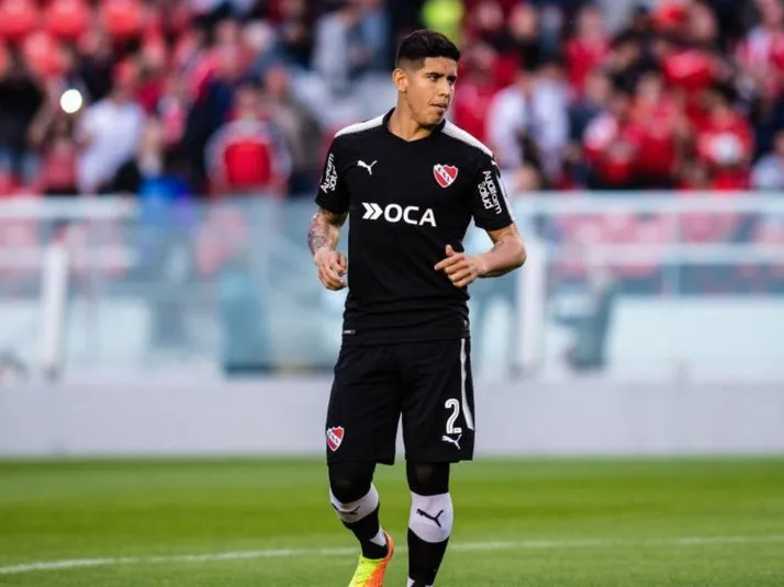 Desmienten acercamientos de Alan Franco con América