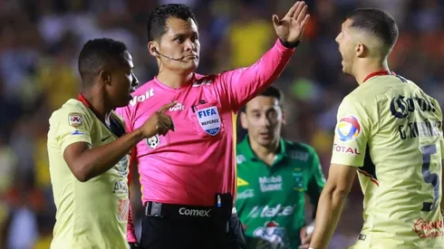 José Pérez es el árbitro para el San Luis vs. América en la Liga MX.