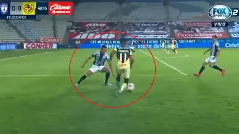 Ibargüen debe abandonar el campo por lesión muscular.