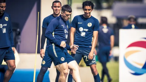 Viñas entrena con normalidad y podría estar el martes ante Pumas.