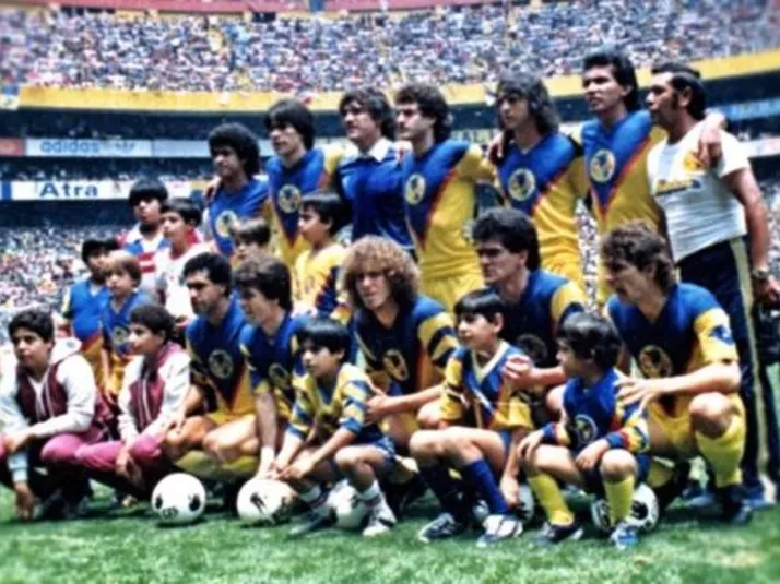 Playeras conmemorativas por la Final del Siglo