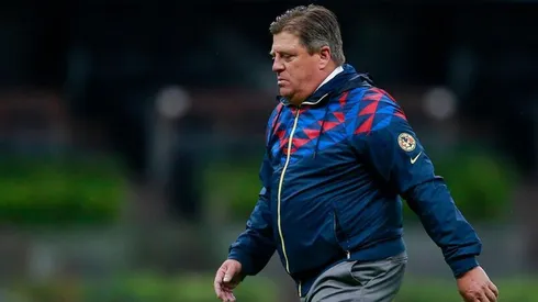 Herrera aún no renueva con el América.