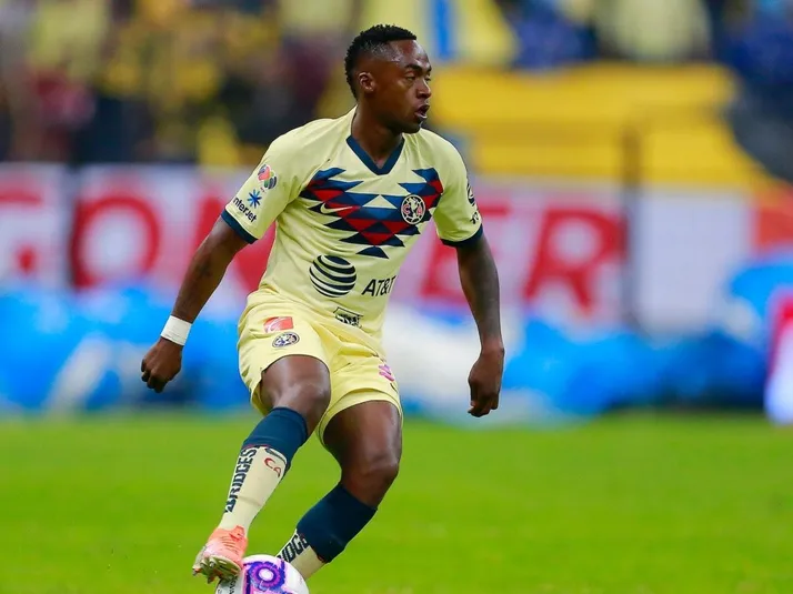 La directiva piensa en reincorporar a Ibarra