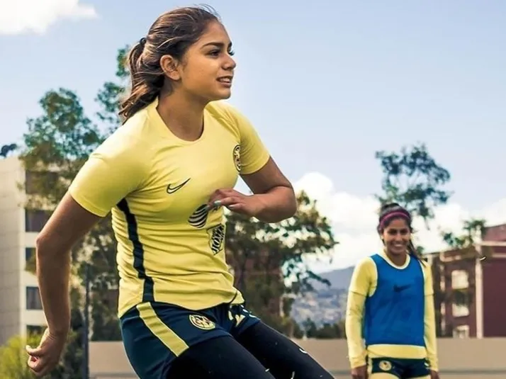 Video | Jana Gutiérrez se suma al reto viral #10ToquesChallenge