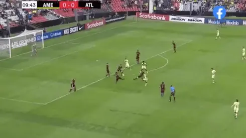 Video: Leonardo Suárez adelanta al América con un golazo.
