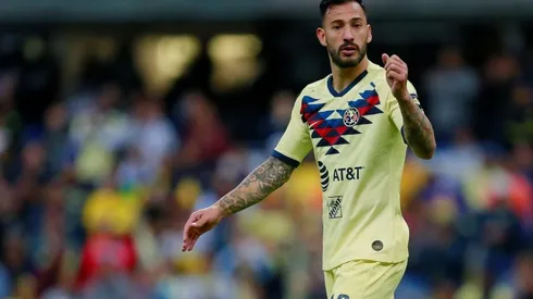 El central habló de los abucheos de la afición