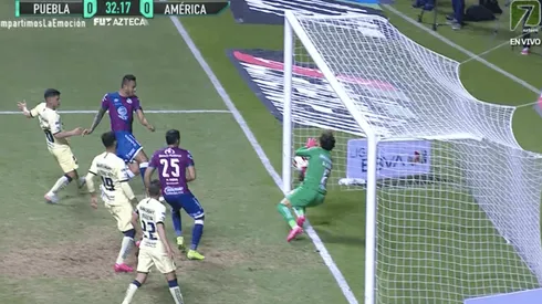 Video: Guillermo Ochoa salvó al América del primero.