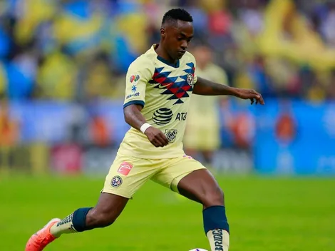 La afición americanista saludó a Renato Ibarra por su cumpleaños